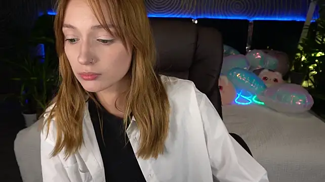 XXX chat uživo modela LizzaMoonn