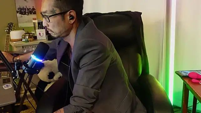 Ghost11_11 Chat XXX in diretta