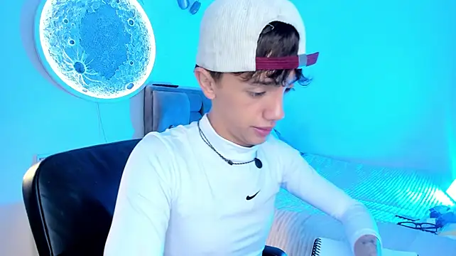 Timothy_ros XXX чат на живо