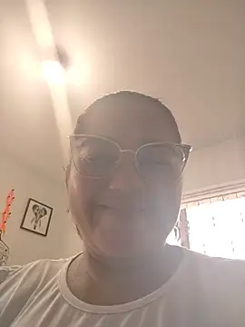 KarinaAlonso Chat XXX in diretta