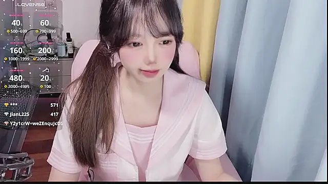 Lucky_Cici 即時 XXX 聊天