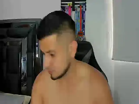 TomasEvenson's Live XXX Chat
