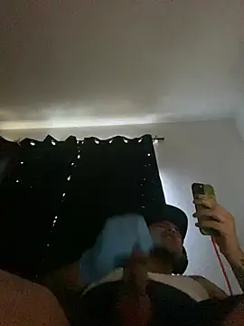 GusanoDelicioso Live XXX-Chat