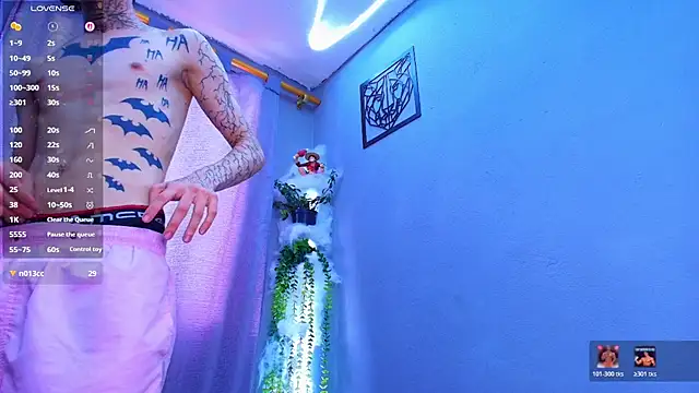 TheBatMansion's Live XXX Chat