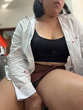 ISABELLA__LUNA Chat XXX in diretta