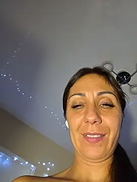 LeticiaWoods 现场XXX聊天