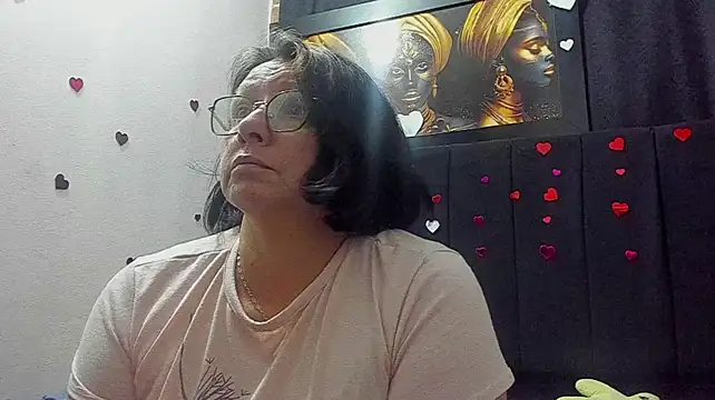 Evaaross_2345 라이브 XXX 채팅