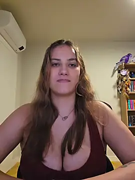 Chat XXX en directo de MiaRides19