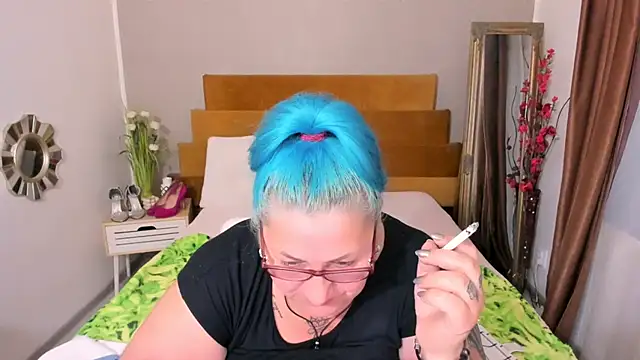 Sugarmommy_69X Chat XXX live