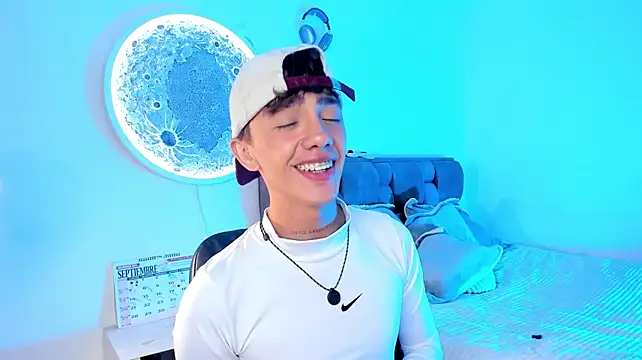 Timothy_ros – Naživo XXX chat