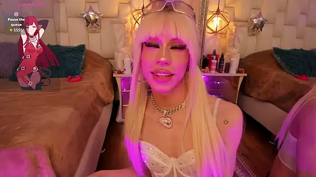 Foxxy_Doll webcam show
