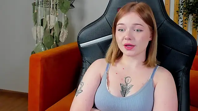 Živý XXX chat ElinaVale