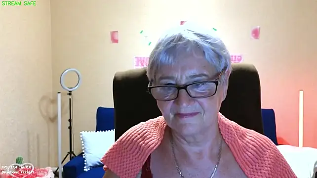 XXX chat uživo modela Sandra_Snowflake