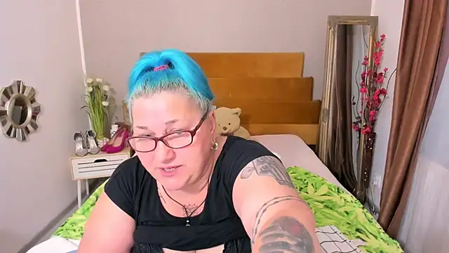Sugarmommy_69X 现场XXX聊天
