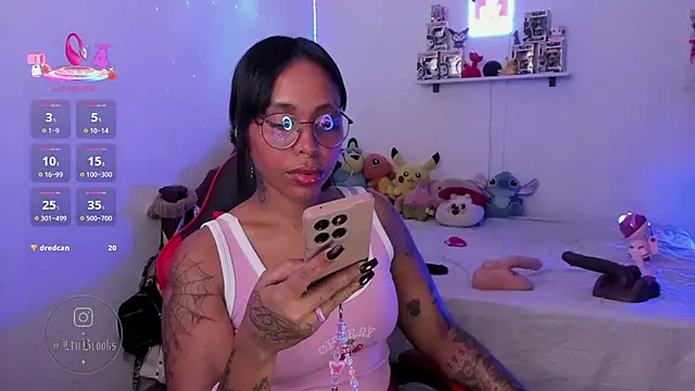 Chat XXX en directo de Annaa_Brooks