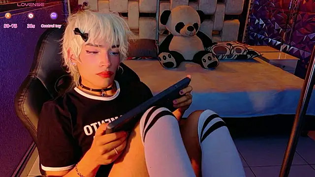 isaac_nova – Live XXX-chat