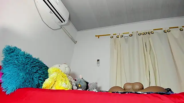 vennuss19 élő XXX-chatje