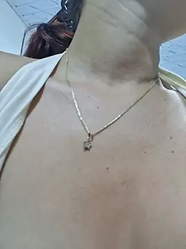 Ary-18 Live XXX-Chat