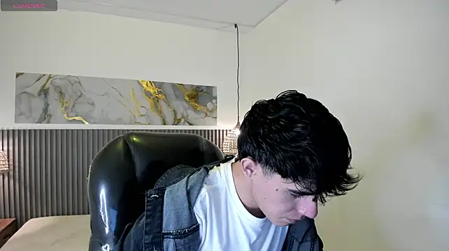 Chat XXX en directo de Dyla_n18