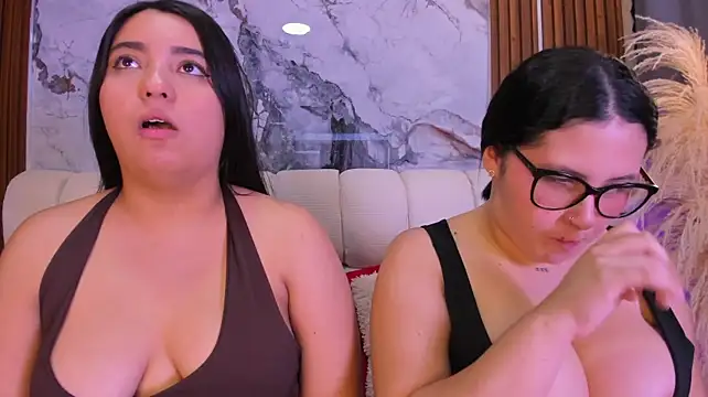 madeleine2112's Live XXX Chat