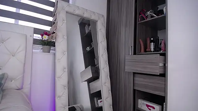 Živý XXX chat infinitysex1