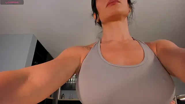 Živý XXX chat IsabelBornner