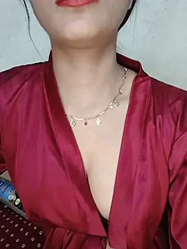 xpihu's Live XXX Chat