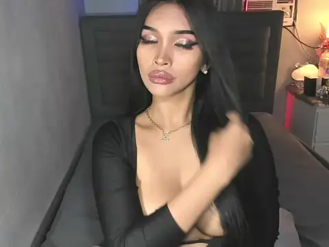 PrettyYoungHugeCockTS – Live XXX-chat