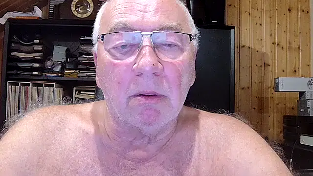 biggandybig Chat XXX live