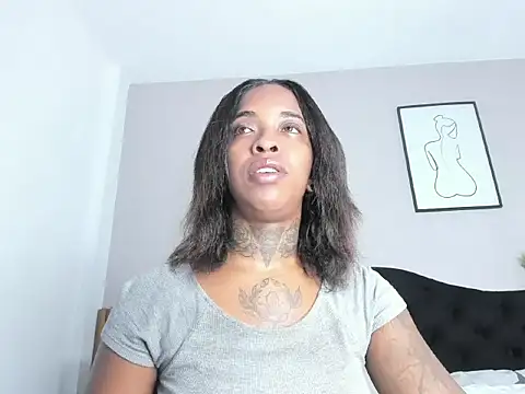 Czat XXX na żywo – Pauline_Fox