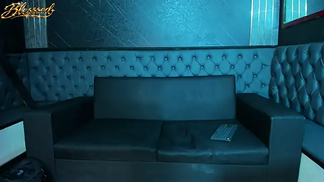 XXX chat uživo modela Andres_Bless