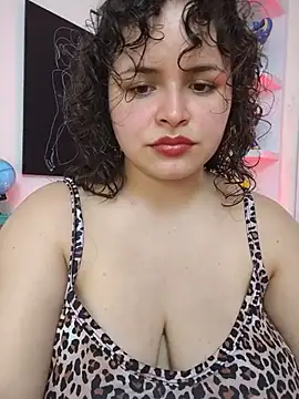 Chat XXX ao vivo de SeleneLuminari8