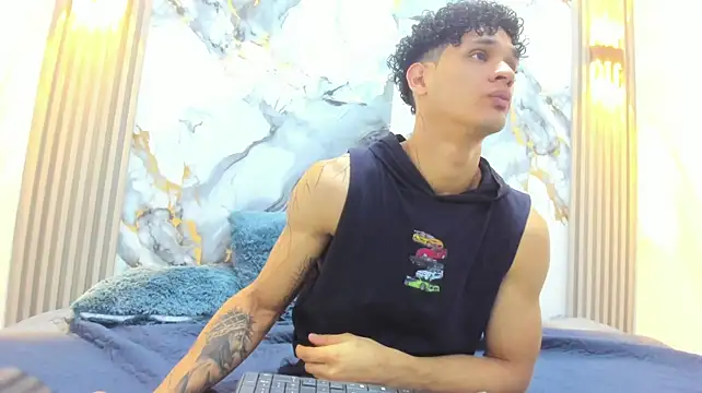 XXX chat uživo modela Toshi_75