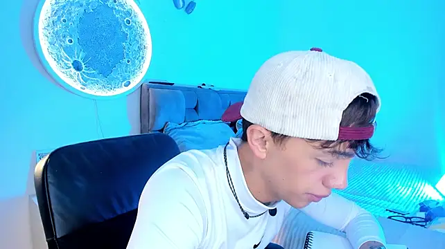 Timothy_ros Live XXX-chat