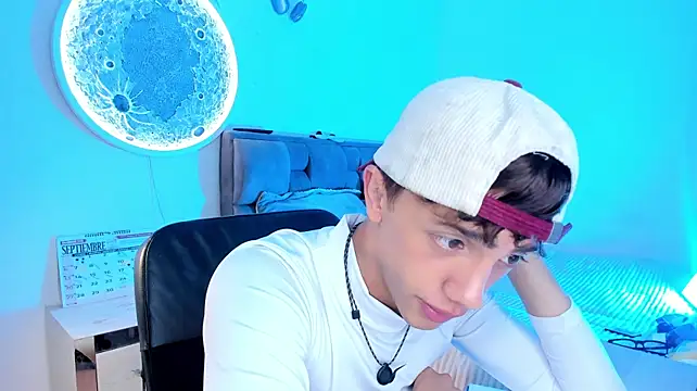 Chat XXX Live Timothy_ros