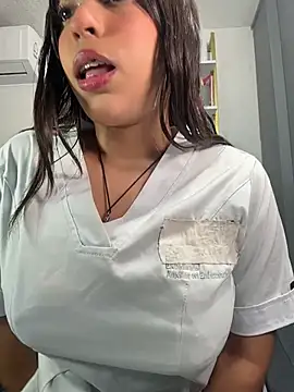 MiaCamille_'s Live XXX Chat