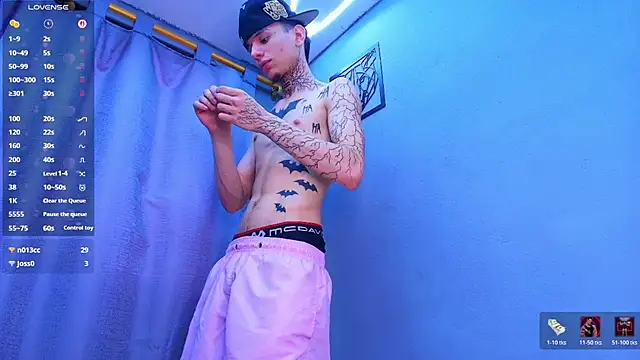 צ'אט XXX בשידור חי של TheBatMansion
