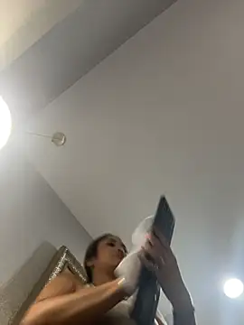 Kendall__evanss Chat XXX in diretta