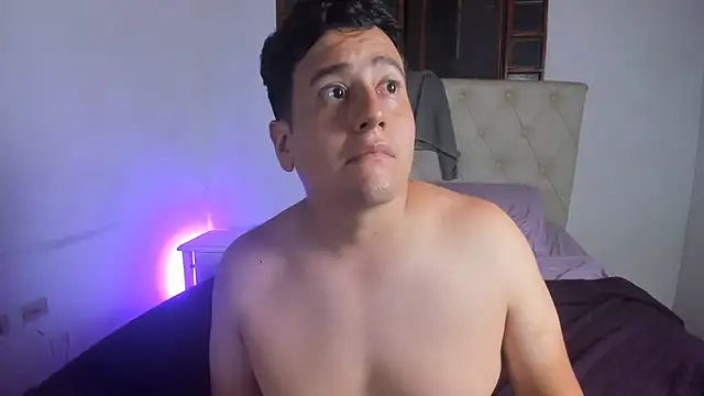 Chat XXX en directo de oliver_price1