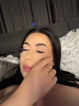 Andrestarr live XXX chat