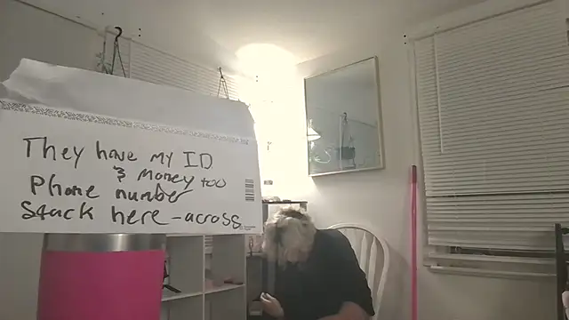 LexKitsune's Webcam Show