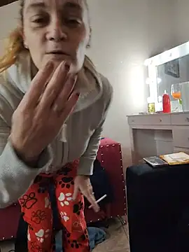 Nanybeach Chat XXX live