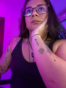 Amarantha_666 Adlı Modelin Canlı XXX Sohbeti