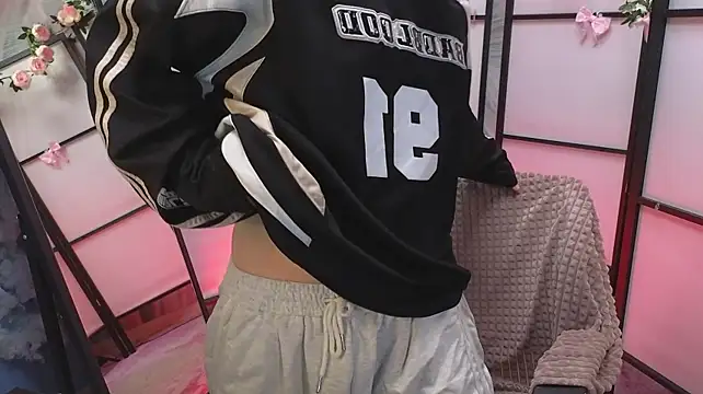 cumboydoll Adlı Modelin Canlı XXX Sohbeti