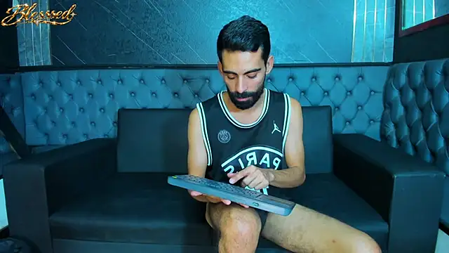 Онлайн чат XXX Andres_Bless