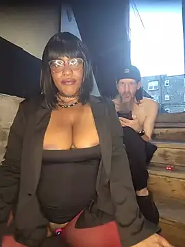 AmazonianMistress – Live XXX-chat