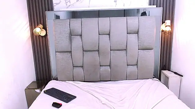 AlejandroCurls live XXX chat