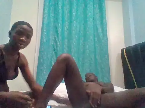 Crazybrat's Live XXX Chat