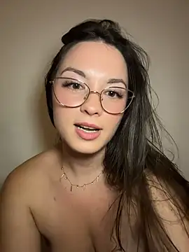 Lilou-'s Live XXX Chat