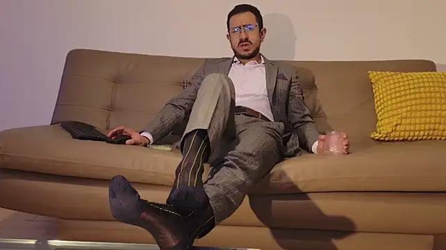 pablo-rincon95's Live XXX Chat